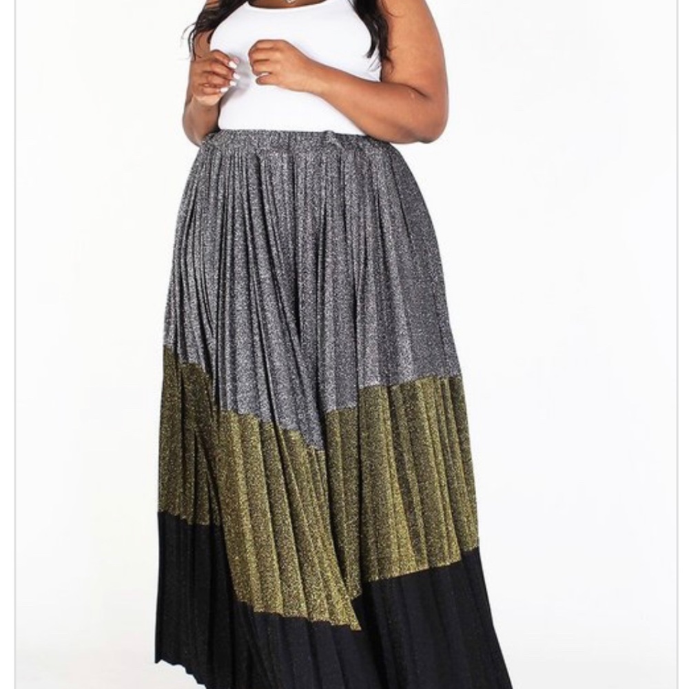 Cute Plus Sized RAZZLE Dazzle Maxi Skirt